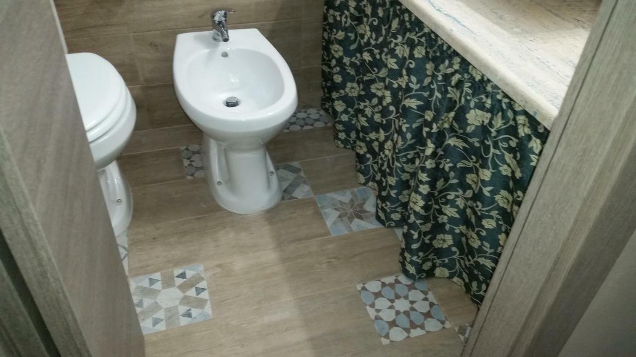 Casa Marta Apartment Palermo Bagian luar foto