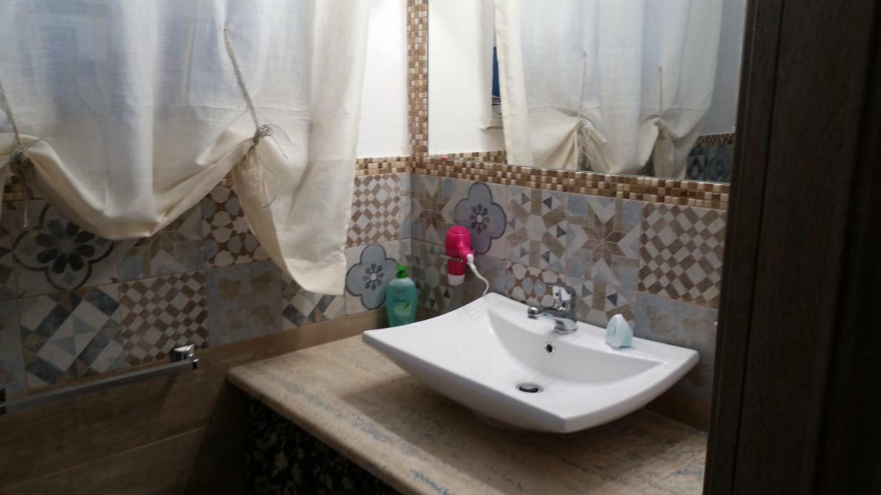 Casa Marta Apartment Palermo Bagian luar foto
